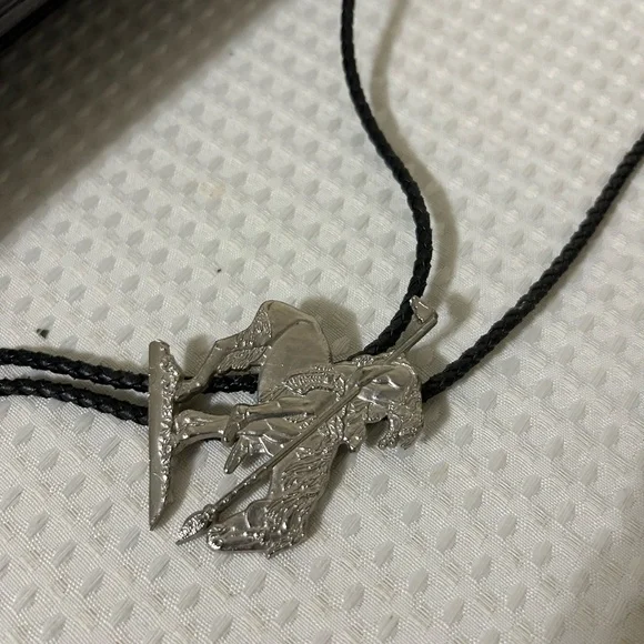 Silver and Black Bolo leather 1960 - Picture 4 of 4